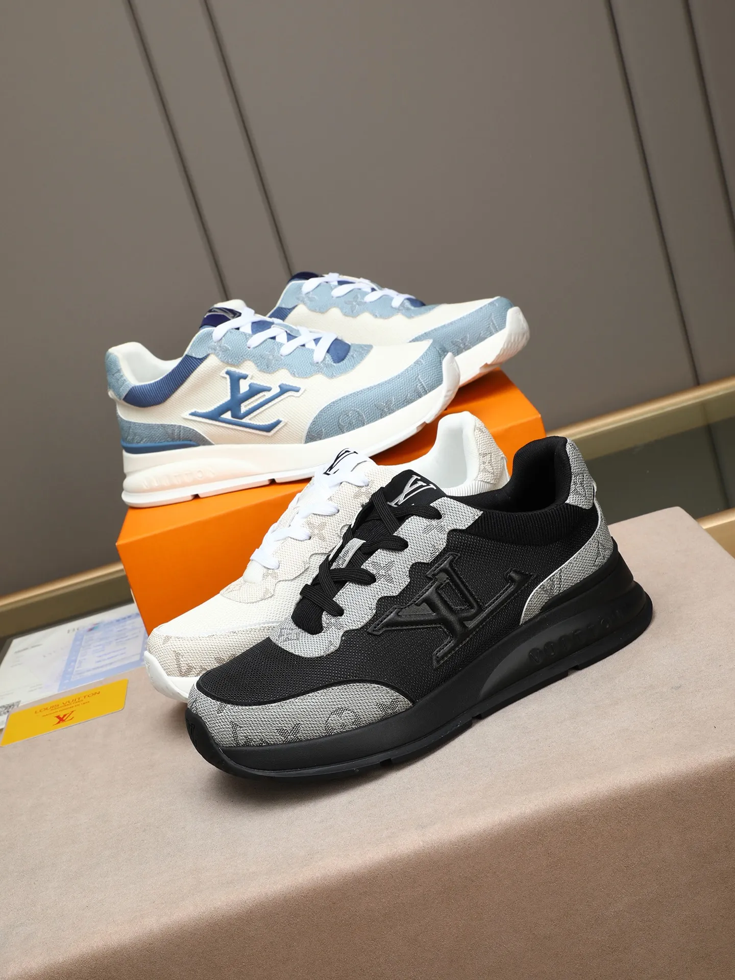 Men's shoes 💰460 Brand: LOUIS VUITTON Louis Vuitton LV Size: 38 39 40 41 42 43 44 (45 customized) Fabric: original cowhide cowhide 🔸Inside of: mesh 🔺Sole: counter foam outsole